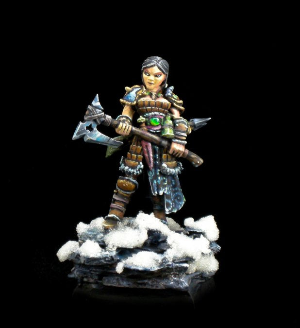 Reaper Miniatures - HANEI, FEMALE WARRIOR - 04010