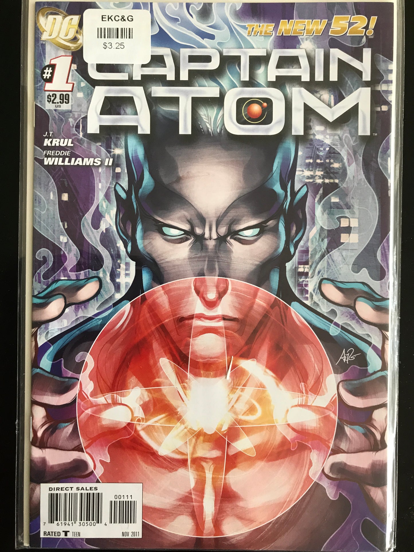 Captain Atom (2011) #1A
