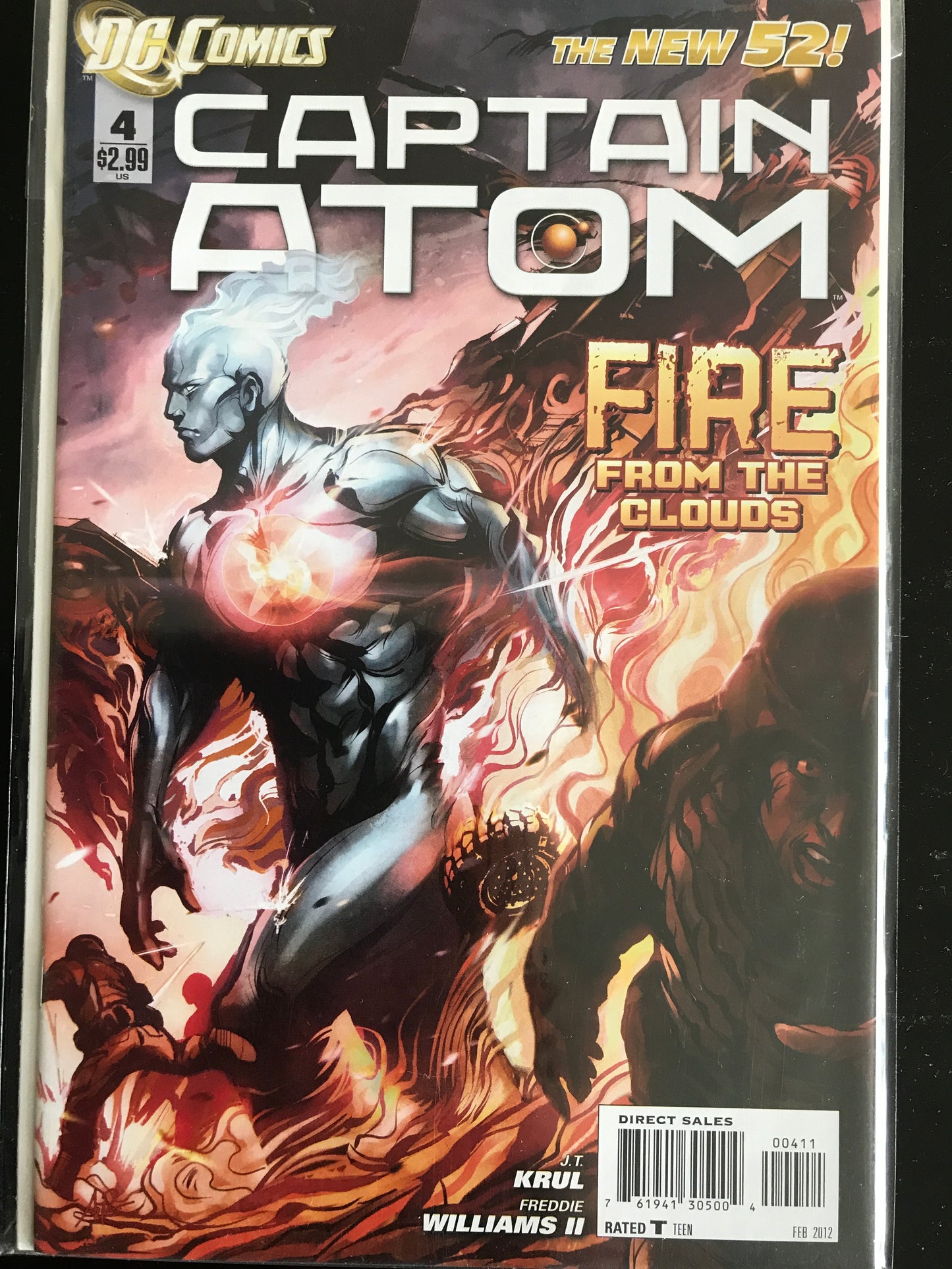 Captain Atom (2011) #4